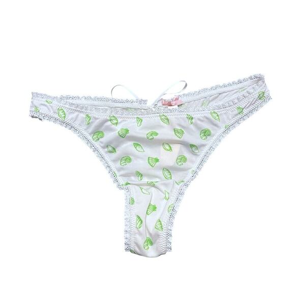 Y2K Victoria’s Secret Seashell Panties Thong NWT - Picture 1 of 6